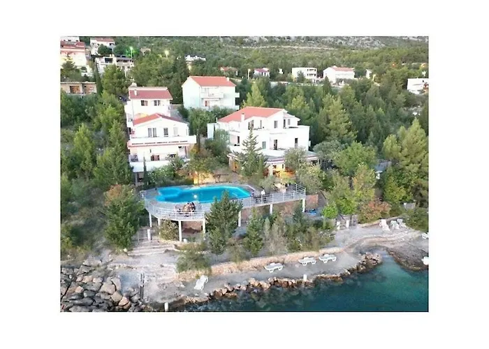 Adria Paradise By Marinko Semesterbostad Starigrad Paklenica
